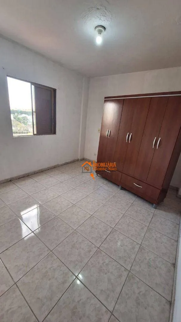 Imagem Apartamento Duplex com 2 dormitórios à venda, 60 m² por R$ 262.000,00 - Cocaia - Guarulhos/SP