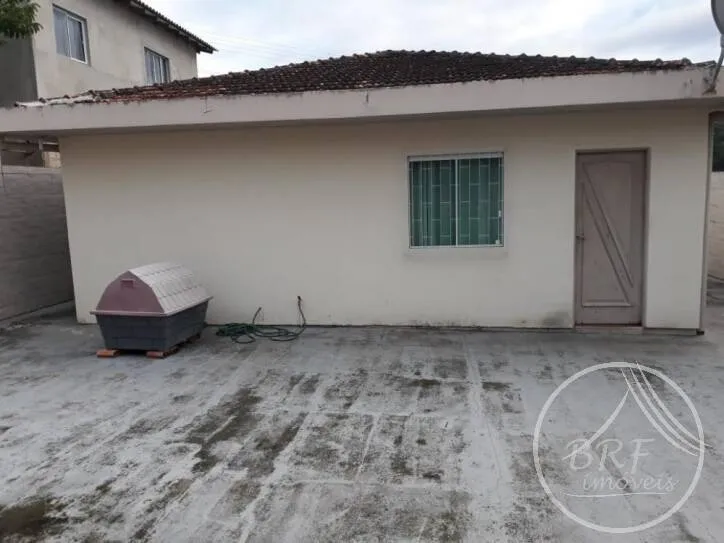 Imagem Vendo Casa em Serraria São José SC de 3 dorm.(Suíte) + Edícula c/churrasq.