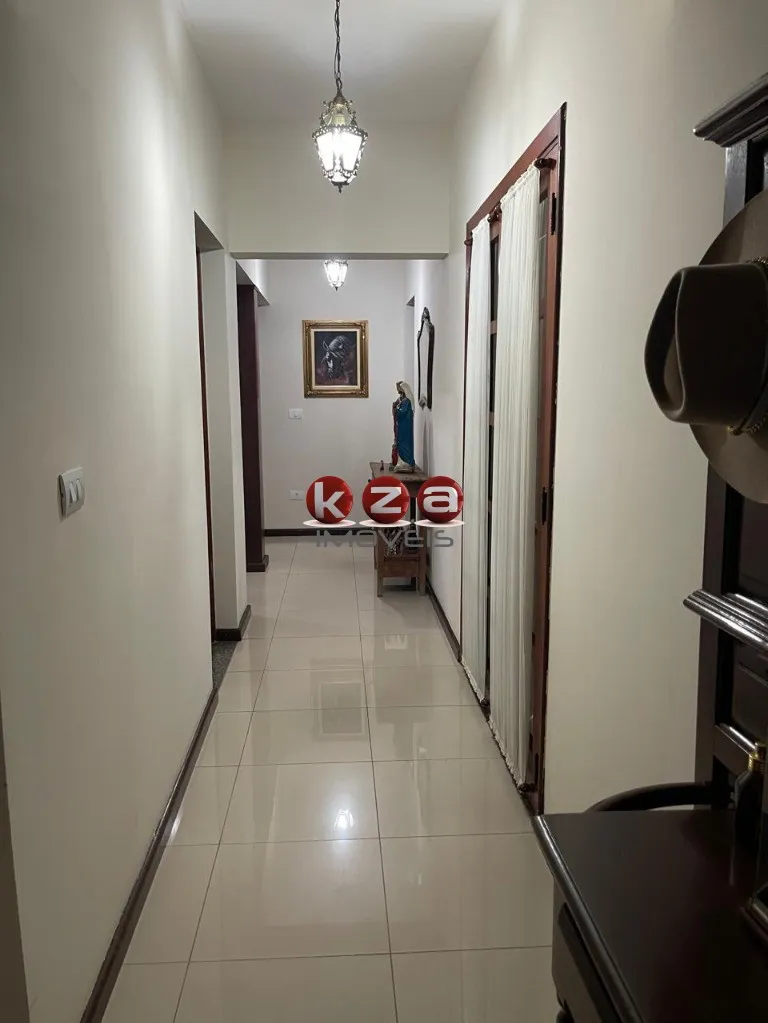 Imagem Imperdível! Casa à venda em Valinhos-SP, bairro Parque Nova Suíça, com 558m² construção e 600m de terreno, área de lazer incrível! Venha conferir!