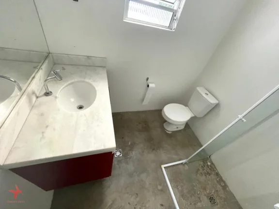 Imagem Imperdível: Casa de vila à venda em Pinheiros, São Paulo-SP, 2 quartos, 1 sala, 2 banheiros, 1 vaga de garagem, 112m² de área.