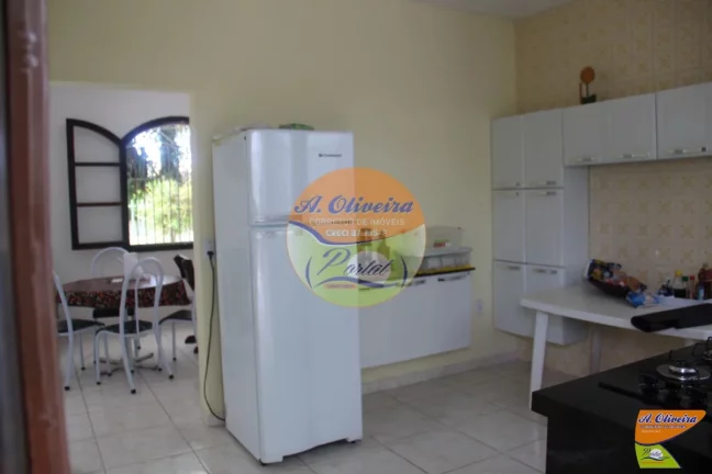 Imagem Sobrado 04 Dormitórios ( 01 suíte ) 490 Metros de Terreno - 200 Metros da Praia - Pereque Açú