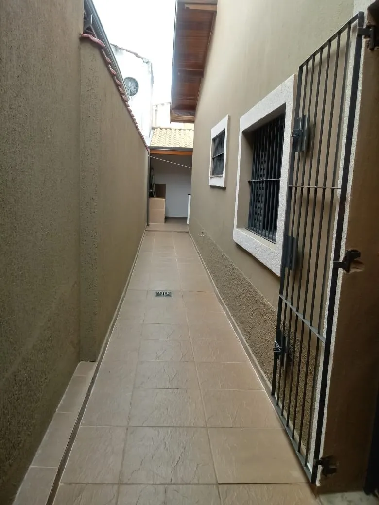 Imagem Casa à venda 4 Quartos, 2 Suites, 2 Vagas, 250M², Loteamento Residencial Andrade, Pindamonhangaba - SP