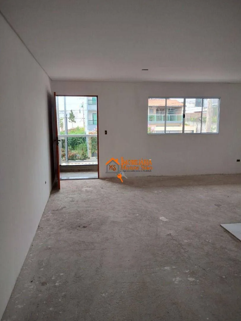 Imagem Casa com 3 dormitórios à venda, 108 m² por R$ 620.799,00 - Vila Carmela II - Guarulhos/SP