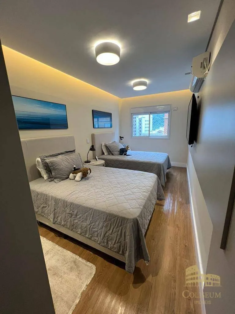 Imagem Apartamento com 4 dormitórios à venda, 250 m² por R$ 4.700.000,00 - Canto do Forte - Praia Grande/SP