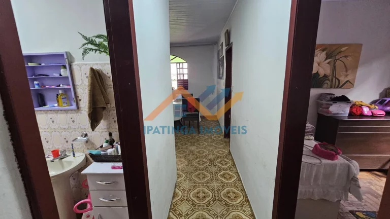 Imagem Casa à Venda em Imbaúbas, Ipatinga: 3 Dormitórios por R$780k