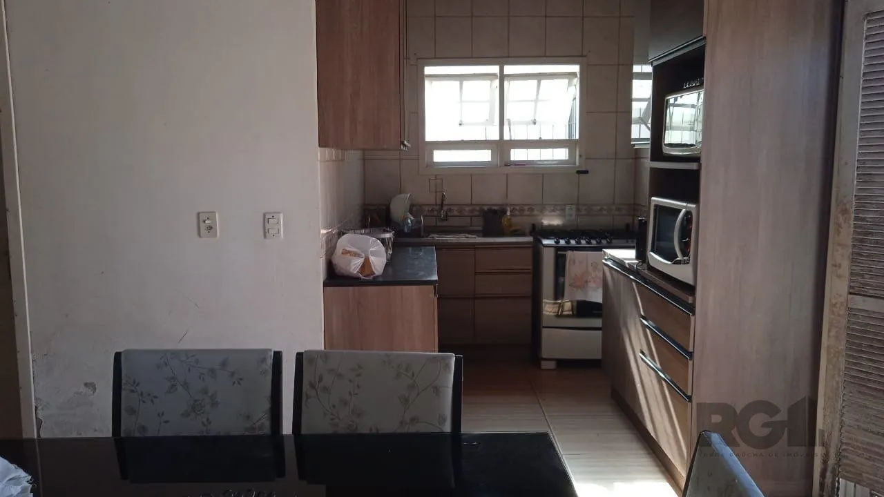 Imagem Casa 3 dormitórios, vagas de garagem, Bairro Vila Cachoeirinha