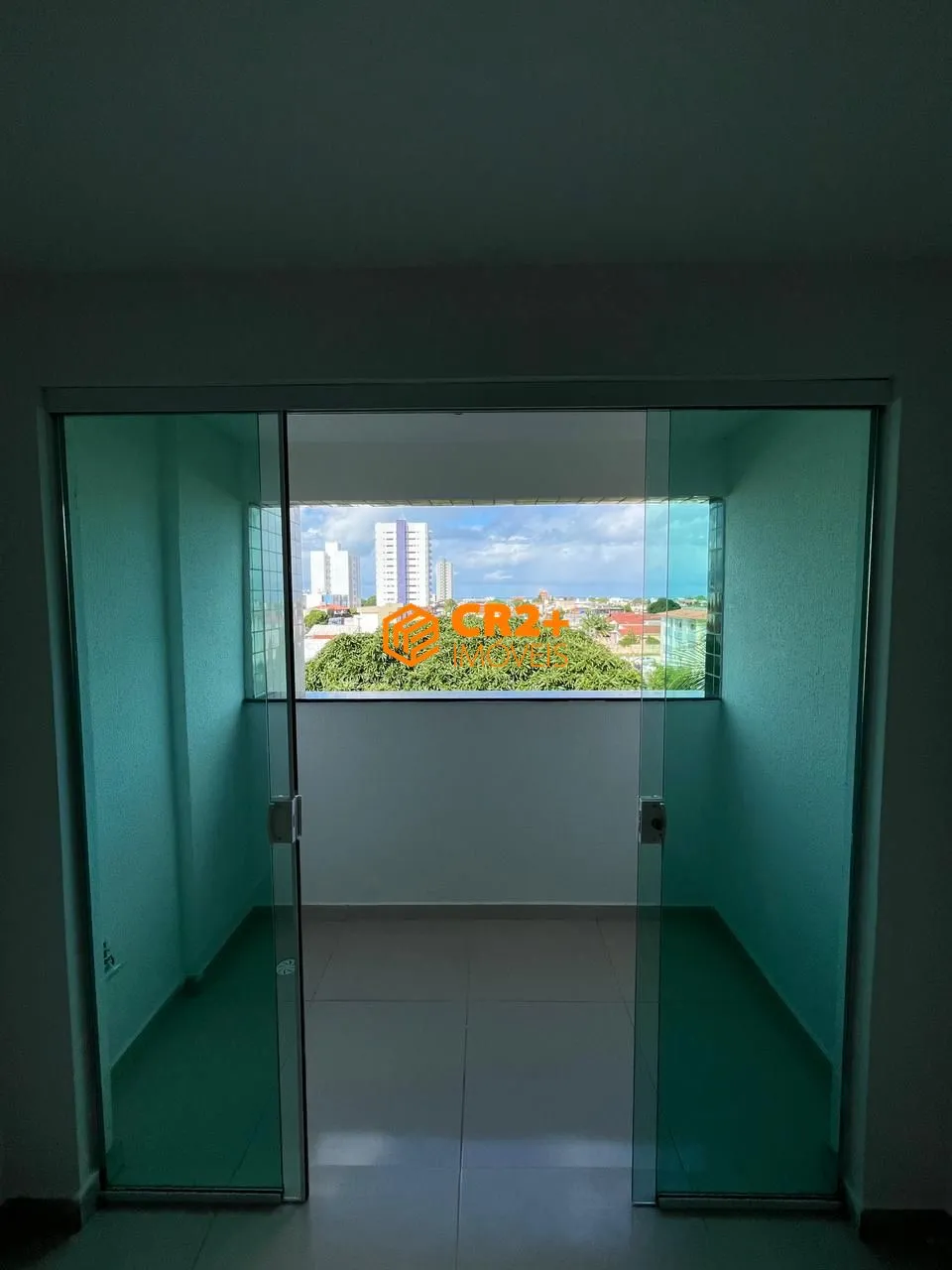 Imagem Vendo Apartamento á poucos metros do Mar, 2 quartos, 1 suíte, em Bairro Novo