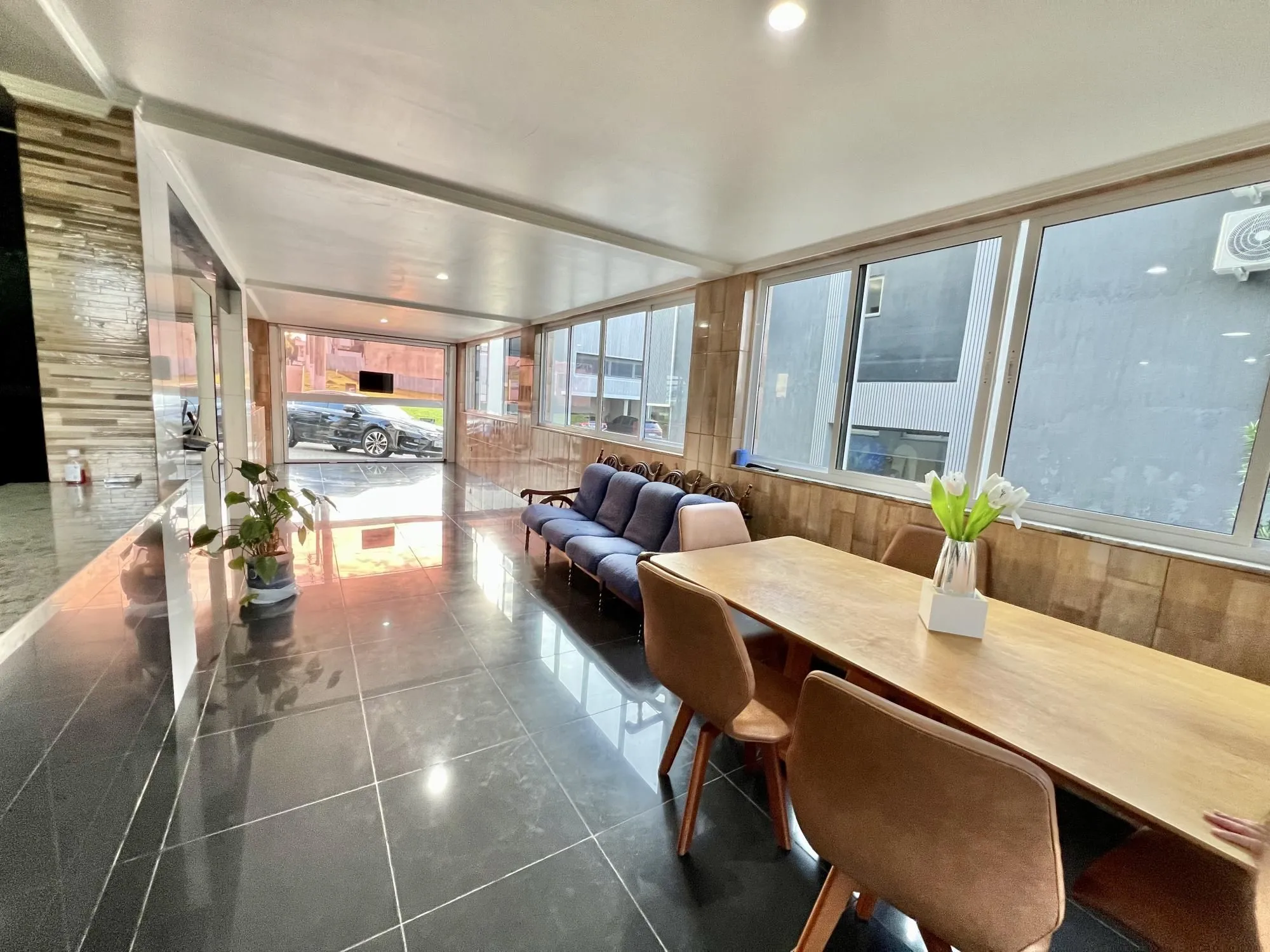 Imagem Casa 3 dormitórios com 2 vagas condomínio fechado e lazer completo