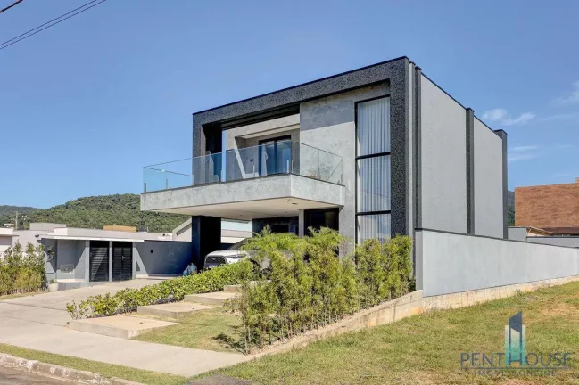 Imagem Casa em Condomínio para Venda em Camboriú, Santa Regina, 3 dormitórios, 3 suítes, 4 banheiros, 4 vagas
