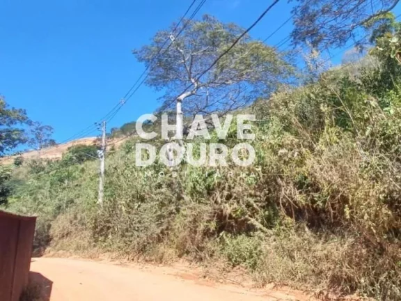 Imagem Terreno com 2.380m² para venda em Albuquerque, Teresópolis RJ