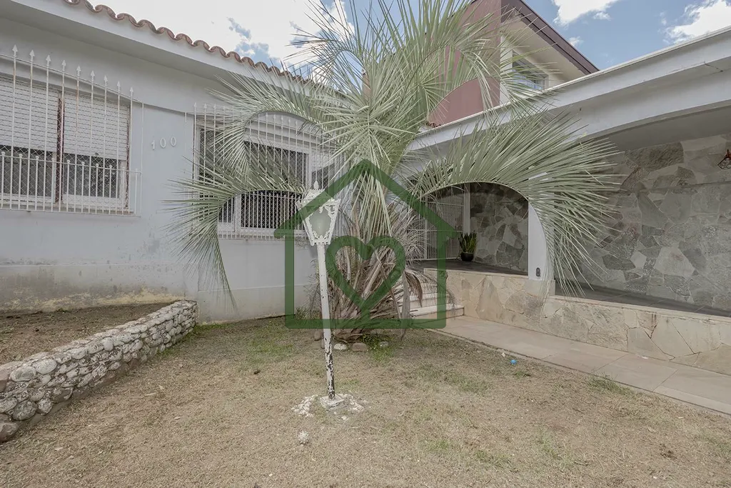 Imagem Casa ampla, no bairro Jardim Itu Sabará, com 3 dormitórios, possibilidade de 2 súites, sala de es...