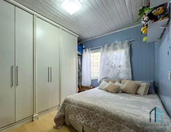 Imagem Casa com amplo terreno nos fundos de 364 m², 03 quartos c/suíte Bairro São José em Flores da Cunha RS