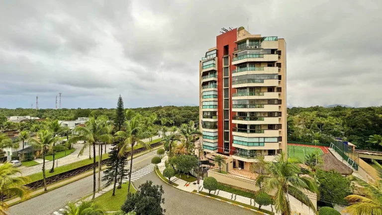 Imagem Apartamento à venda Riviera módulo 6 andar alto com quadra de tênis.