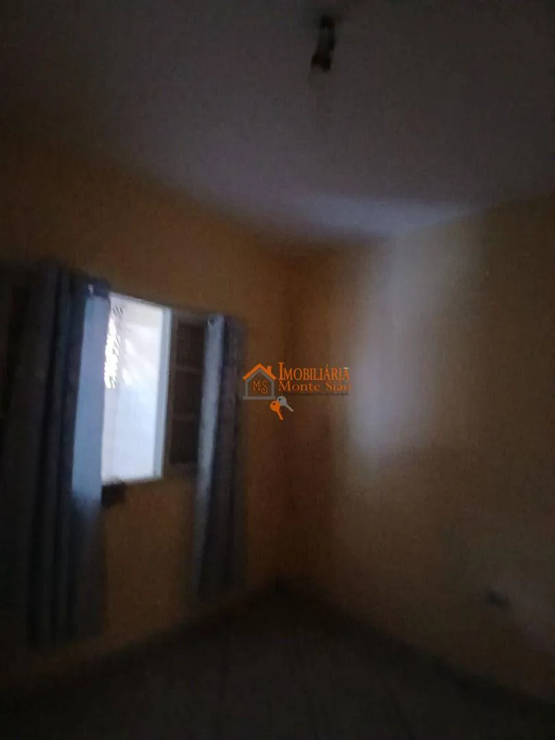 Imagem Casa com 3 dormitórios à venda, 250 m² por R$ 863.000,00 - Vila Barros - Guarulhos/SP
