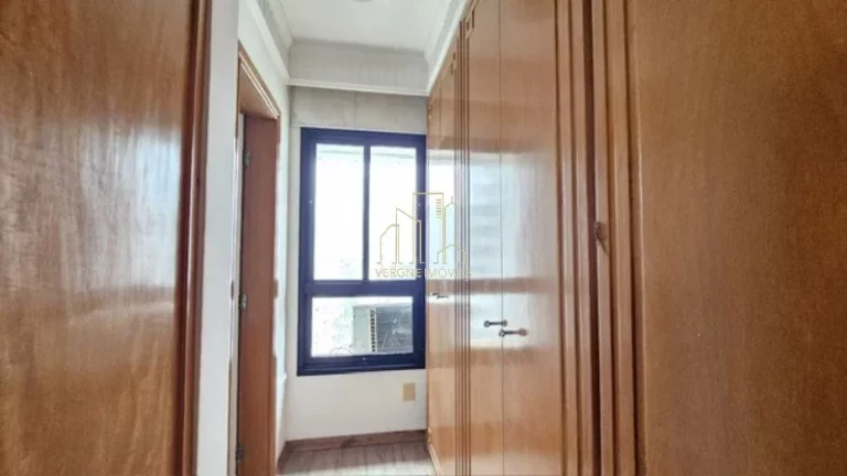 Imagem Amplo apartamento de alto padrão com quatro suítes varandão a vender no Cidade Jardim