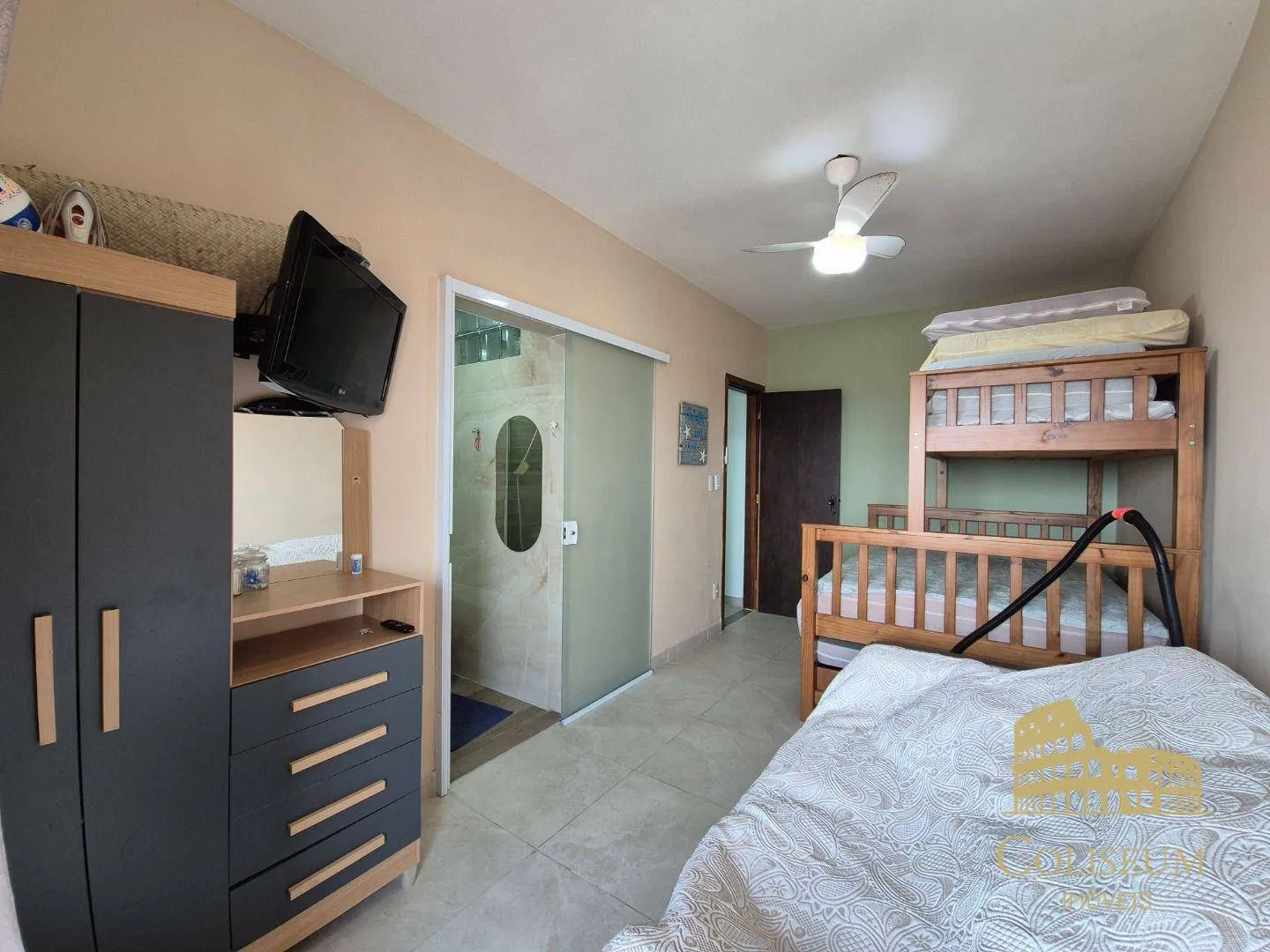 Imagem Apartamento com 1 dormitório à venda, 57 m² por R$ 380.000,00 - Balneário Pires - Praia Grande/SP