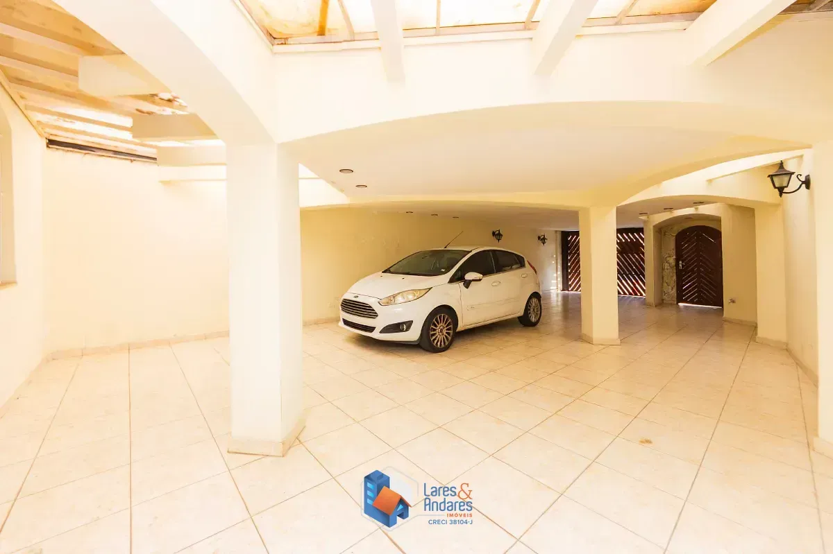 Imagem Sobrado para venda em Chácara Santo Antônio (Zona Sul) com 4 quartos, sendo 2 suítes, 336m²