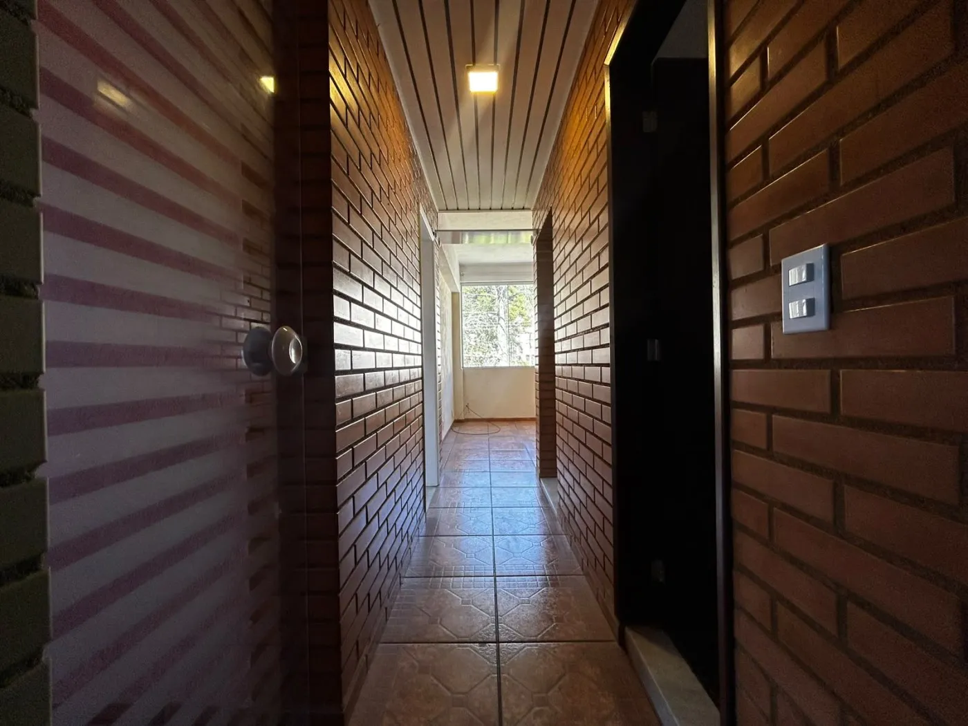 Imagem Apartamento para Venda em Petrópolis / RJ no bairro Quarteirão Brasileiro