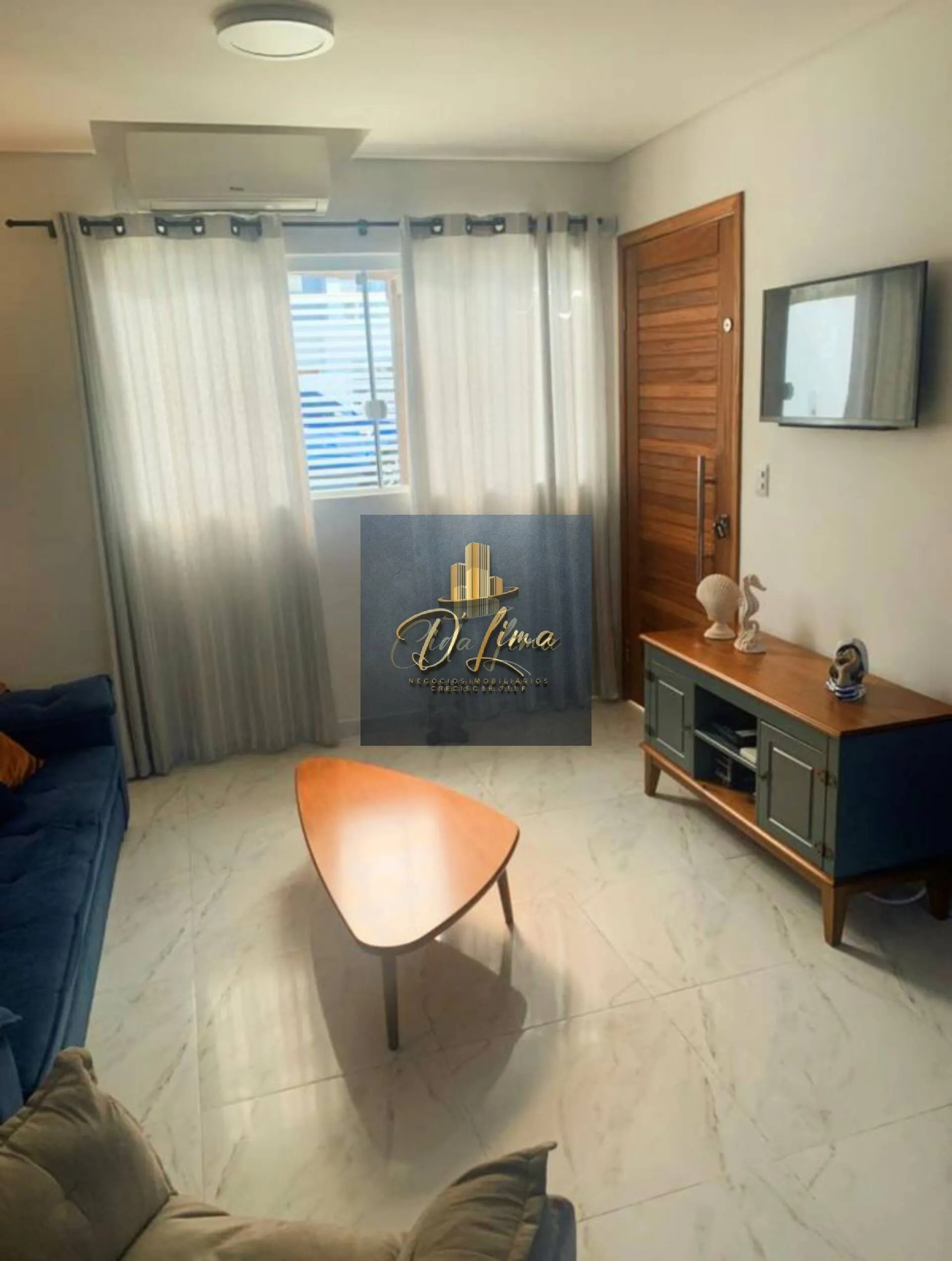 Imagem Sobrado a venda alto padrão, 2 quartos com suíte, no Norte da Ilha.