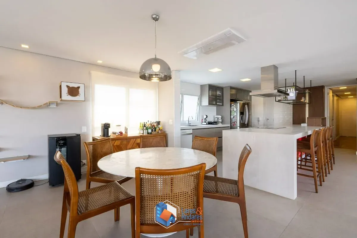 Imagem Apartamento para venda em Vila Andrade com 4 quartos, sendo 4 suítes, 210m²