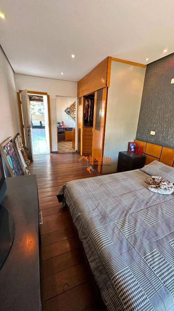 Imagem Casa com 2 dormitórios para alugar, 3000 m² por R$ 6.500,00/mês - Vila das Palmeiras - Guarulhos/SP