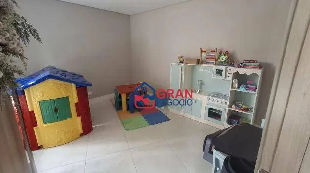 Imagem Apartamento com 3 dormitórios à venda - Portão - Curitiba/PR
