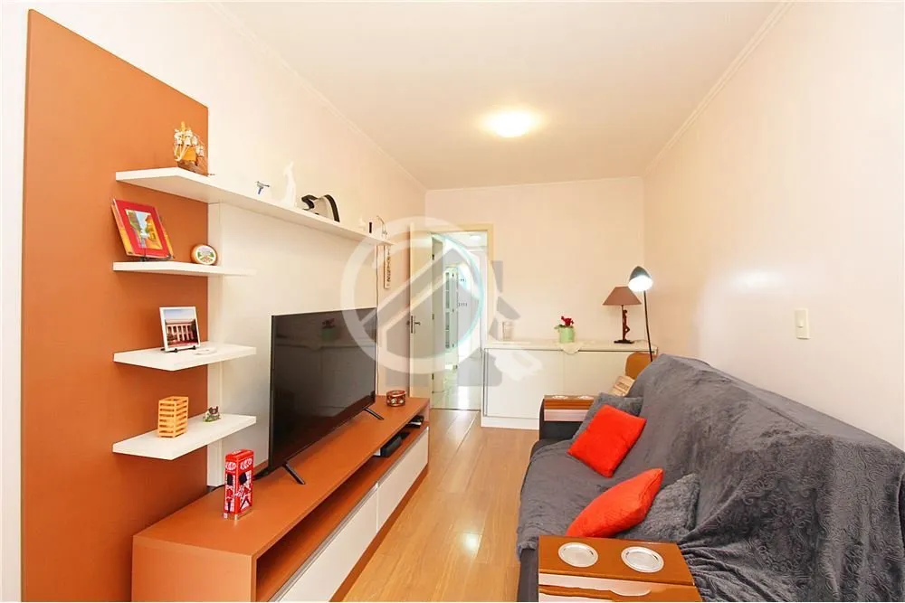 Imagem Maravilhosa casa de 02 dormitórios, um sacadão elegante em vidro blindex, com um toque especial de...