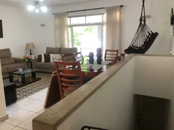 Imagem Sobreposta ampla na Aparecida com espaçosa laje, 3 quartos e 2 vagas!