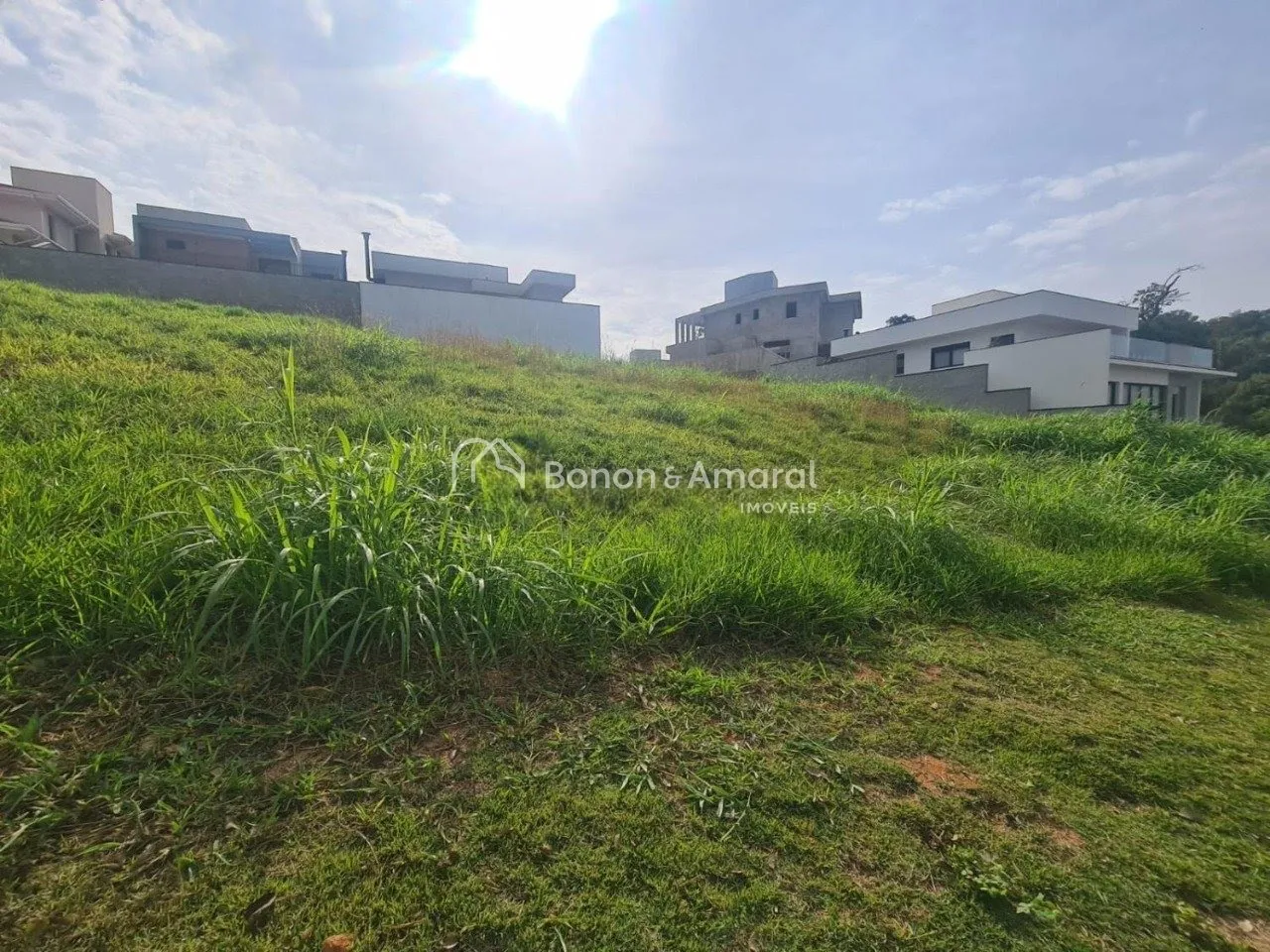 Imagem Terreno à Venda com 420 m² no Condomínio Reserva do Itamaracá - Valinhos/SP