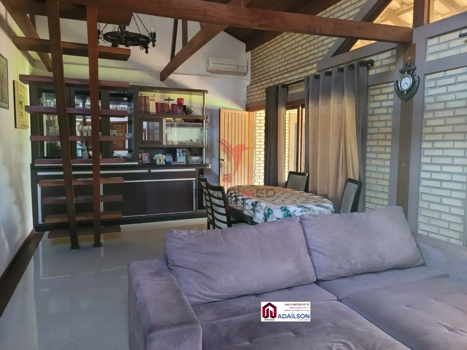 Imagem Casa com edícula em Florianópolis SC, À venda no Canal da Barra da Lagoa!