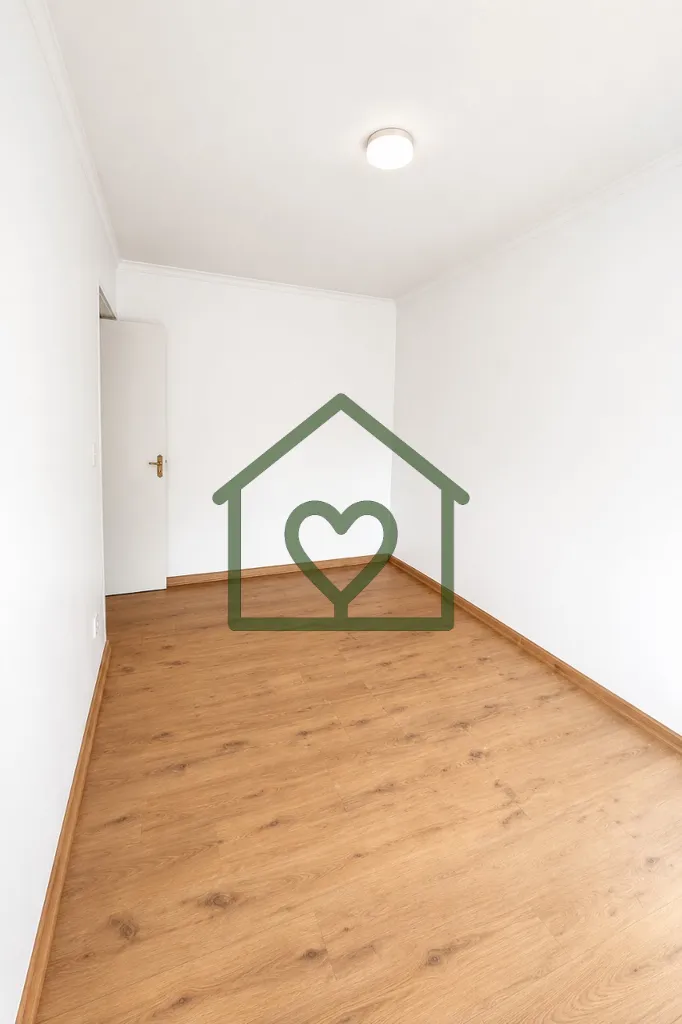 Imagem Apartamento de 3 dormitórios no bairro Cavalhada 
 
Excelente oportunidade para quem busca conforto...