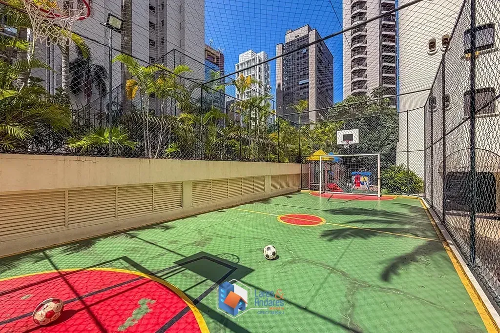 Imagem Apartamento à venda 4 Quartos 1 Suite 2 Vagas 170M² Moema São Paulo - SP