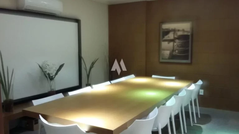 Imagem Sala Comercial Valongo em frente ao porto e ao Hotel Ibis