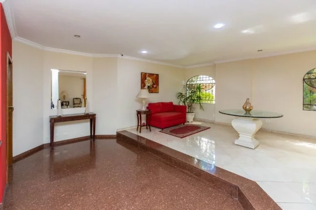 Imagem Apartamento à Venda Em Moema Com 4 Dormitórios Sendo 1 Suíte e 3 Vagas - 1 Por Andar