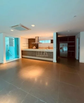 Imagem Casa Alto Padrão à Venda em Alphaville Salvador I ? 4 Suítes | Espaço Gourmet | Piscina | 2 Lotes