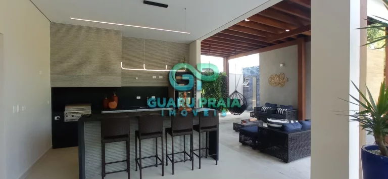 Imagem Casa de Altíssimo padrão em condomínio fechado