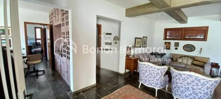 Imagem Casa de Condomínio com 4 Quartos e 6 banheiros à Venda, 398 m² por R$ 2.200.000