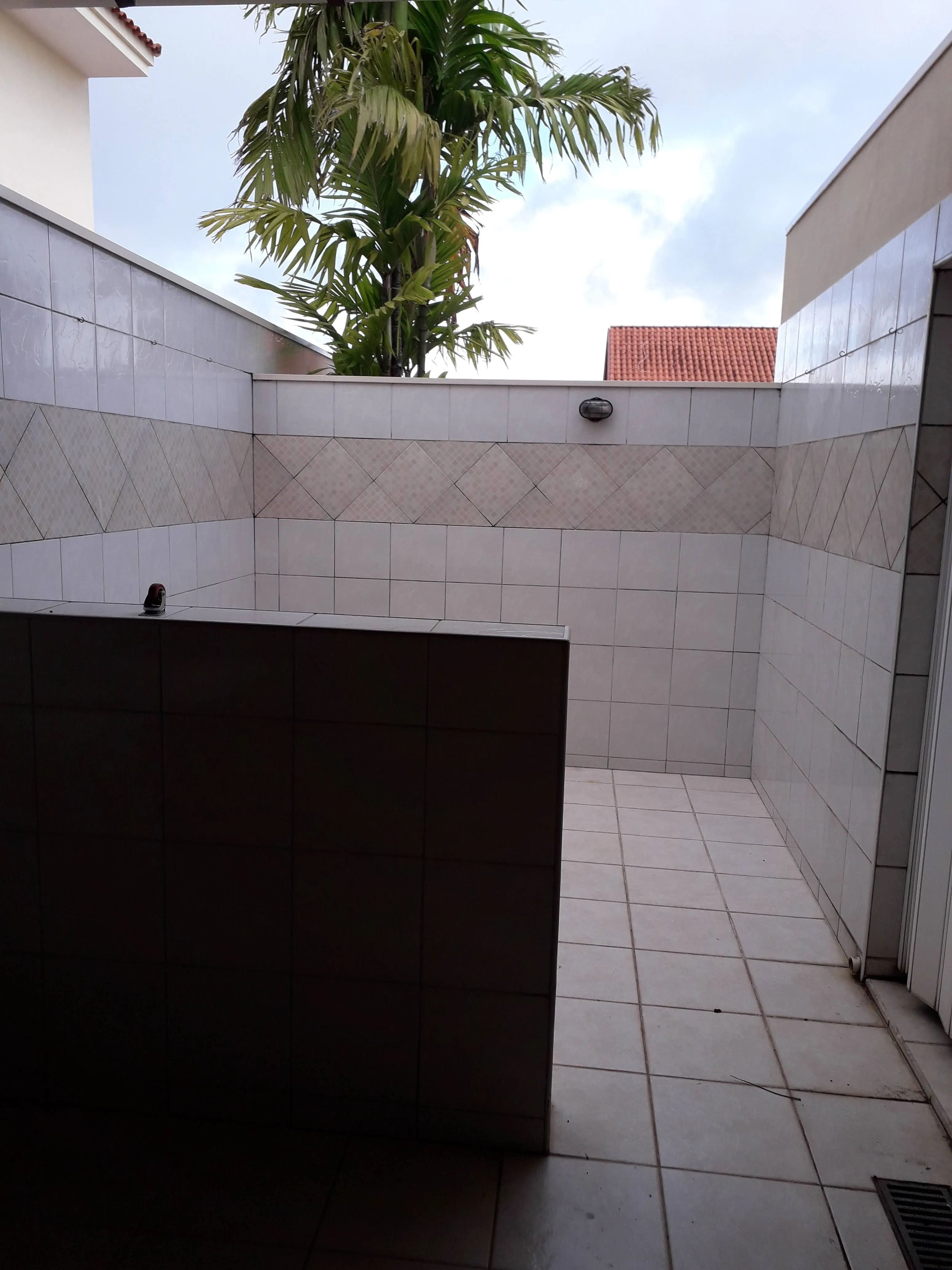 Imagem Linda Casa no Condomínio Ibiti do Paço com 348m².