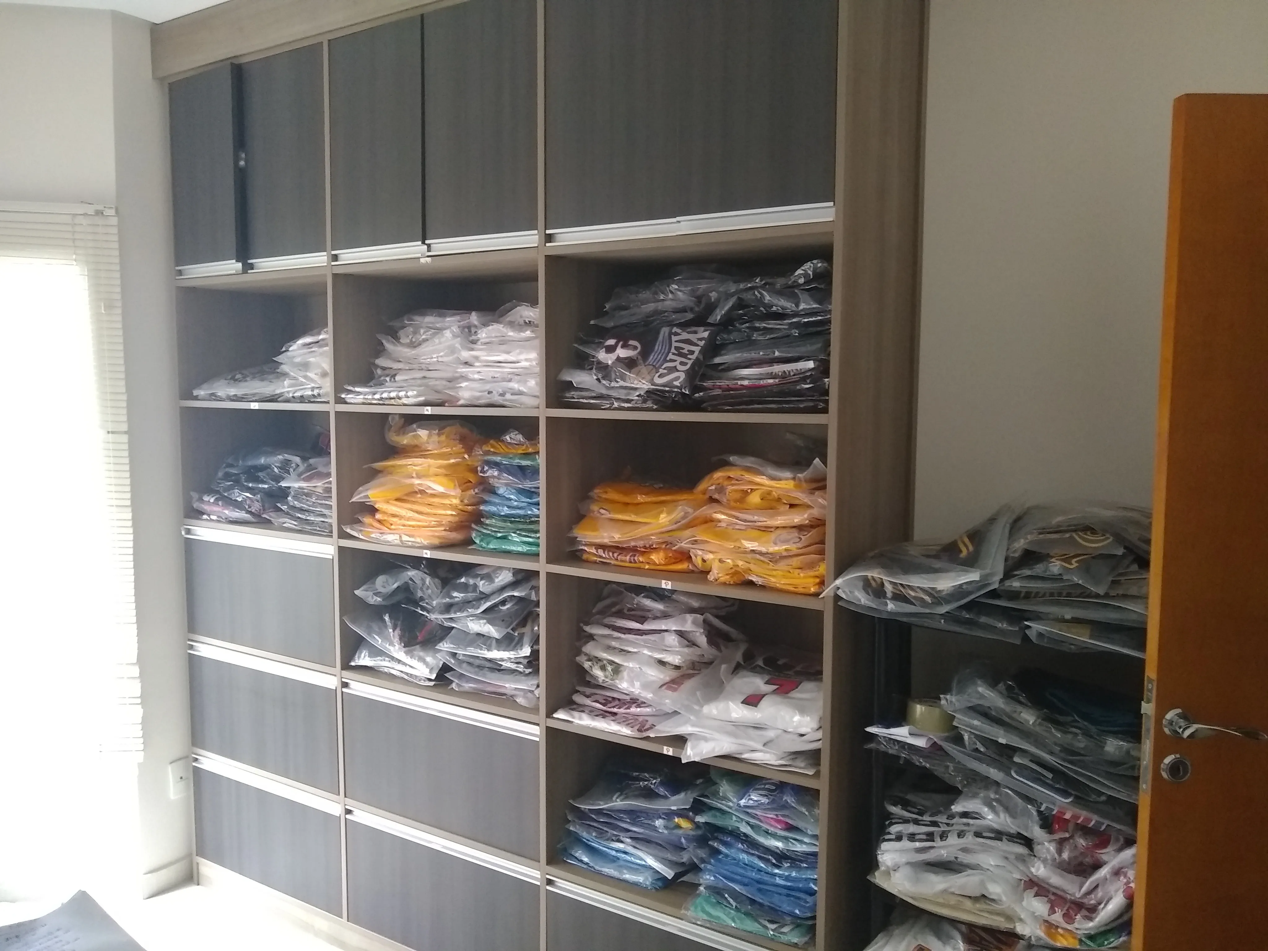 Imagem Sobrado de 372m² para Venda e Locação! Localizado no Sunset Condomínio Residencial - Parque Campolim, Sorocaba - SP!