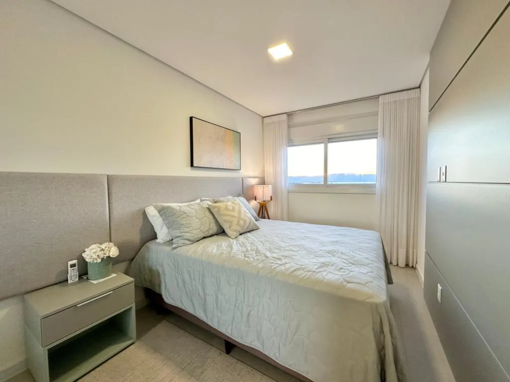Imagem Apartamento 3 Dormitórios - Bairro Navegantes