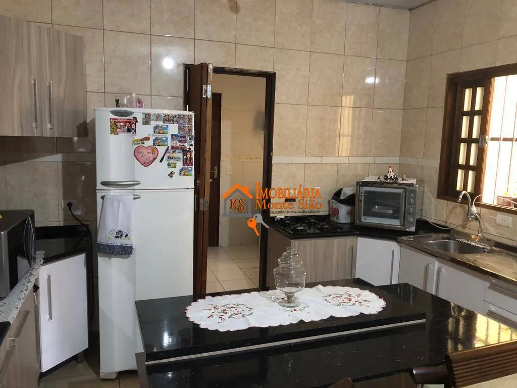 Imagem Sobrado com 2 dormitórios à venda, 140 m² por R$ 750.000,00 - Parque Flamengo - Guarulhos/SP