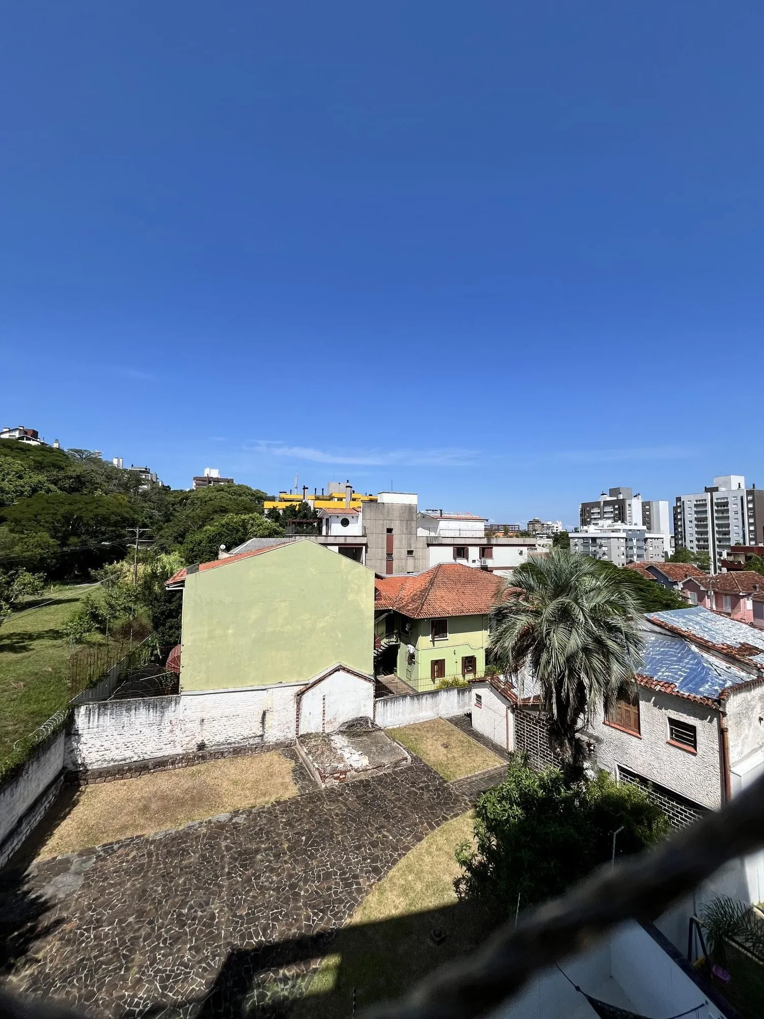 Imagem Apartamento de 3 quartos, 2 suítes e 2 vagas de garagem no Menino Deus em POA/RS