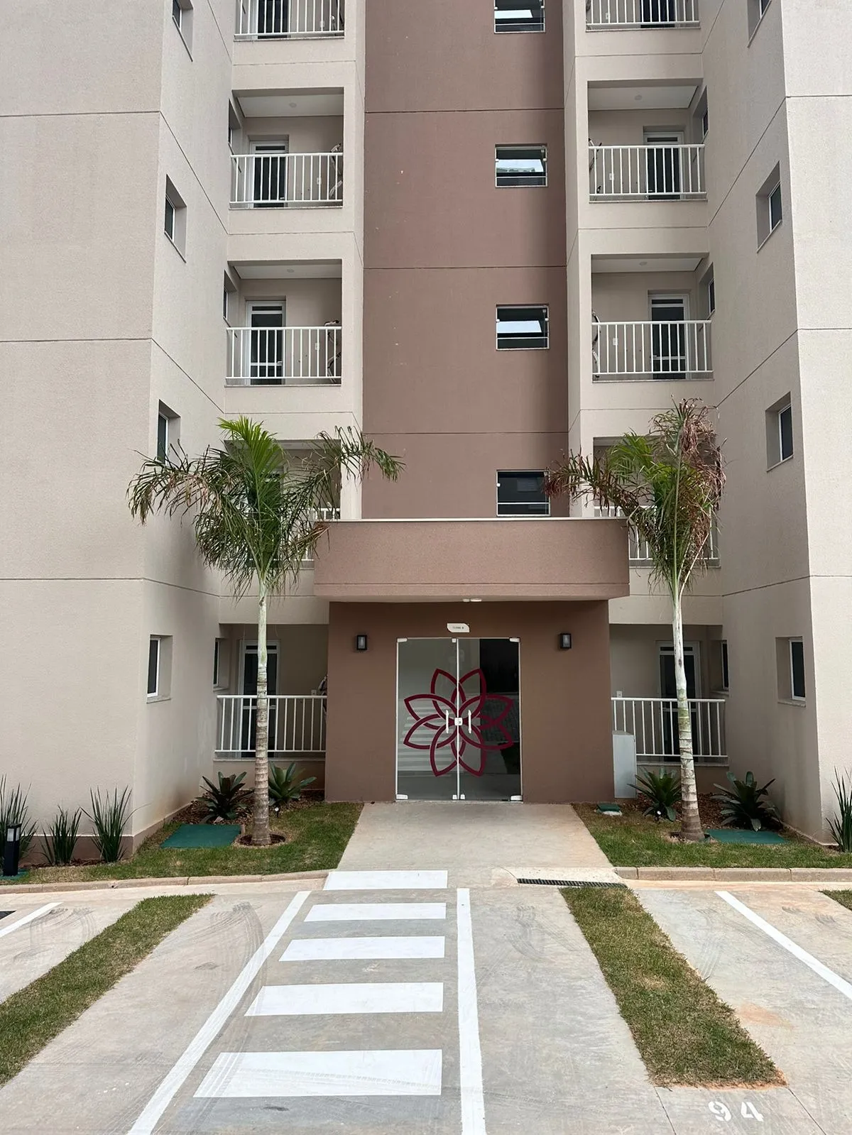 Imagem Apartamento com 61M² de 2 Dormitórios sendo 1 Suíte e Sacada Gourmet no Cond. Residencial Azaleia