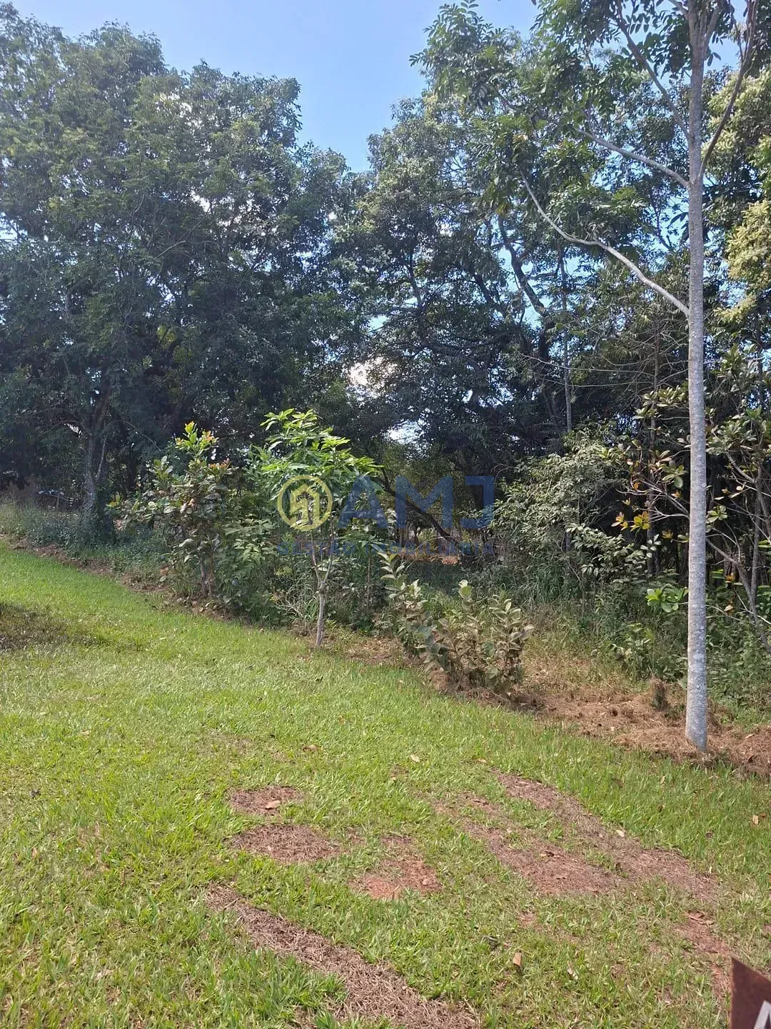 Imagem Terreno no Condomínio de Chácaras Countryville - Hidrolândia/GO