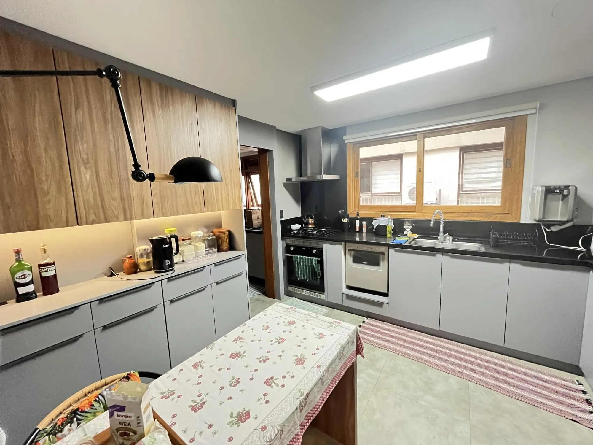 Imagem Apartamento de 3 quartos, 2 suítes, 1 americana e 2 vagas no bairro Farroupilha