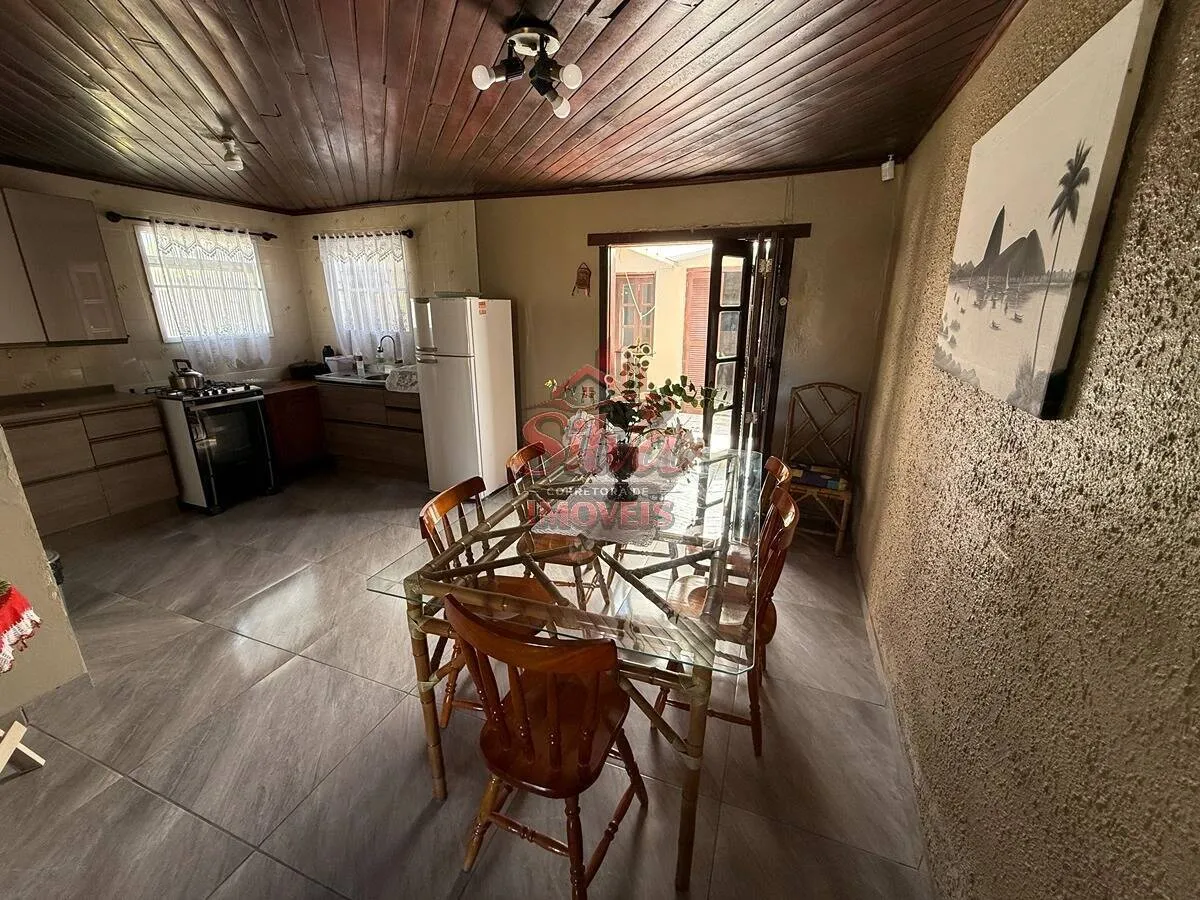 Imagem C1182 | Casa 4 dormitórios com piscina a 200m do mar