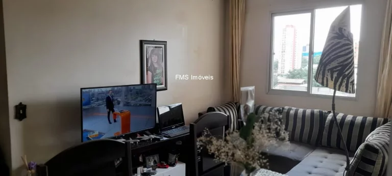 Imagem Apartamento à venda em São Paulo - Vila Guarani (Z Sul) - 2 quartos, 1 sala, 1 banheiro, 1 vaga de garagem - 60m² de área