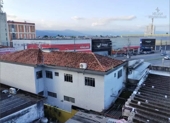 Imagem Oportundade - Apartamento compacto (Kitnet) na Ocian 3º andar, 600m da praia