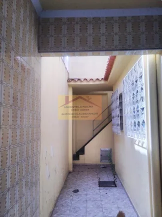 Imagem Oportunidade em Realengo: Casa Espaçosa na Rua Doze!