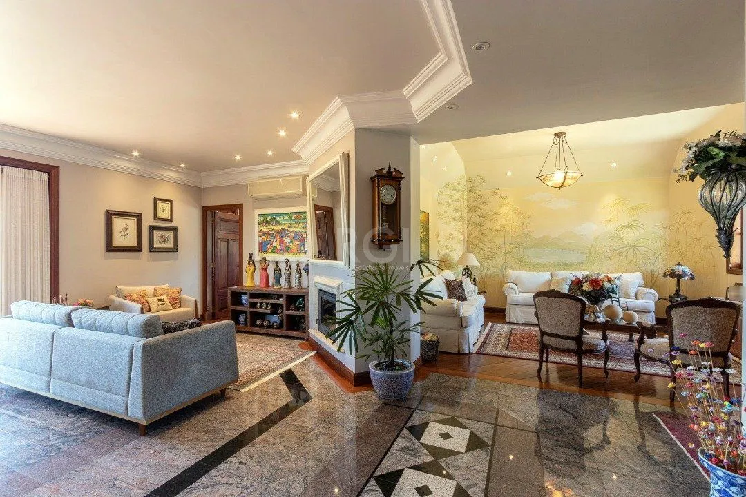 Imagem Casa Condominio para Venda - 559m², 4 dormitórios, sendo 3 suites, 3 vagas - Cavalhada